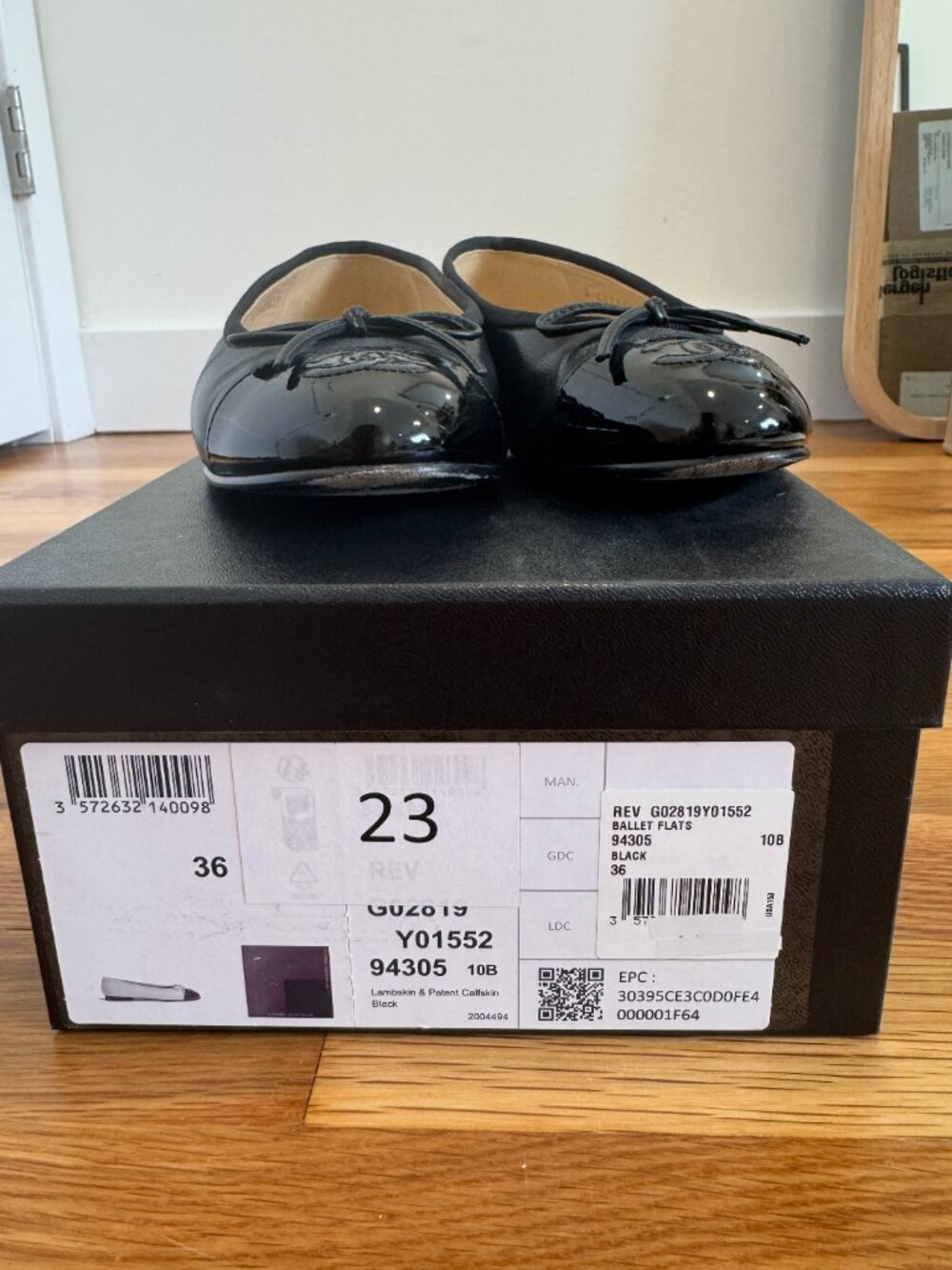 CHANEL Black Ballet Flats - Size 36 - Picture 6 of 10